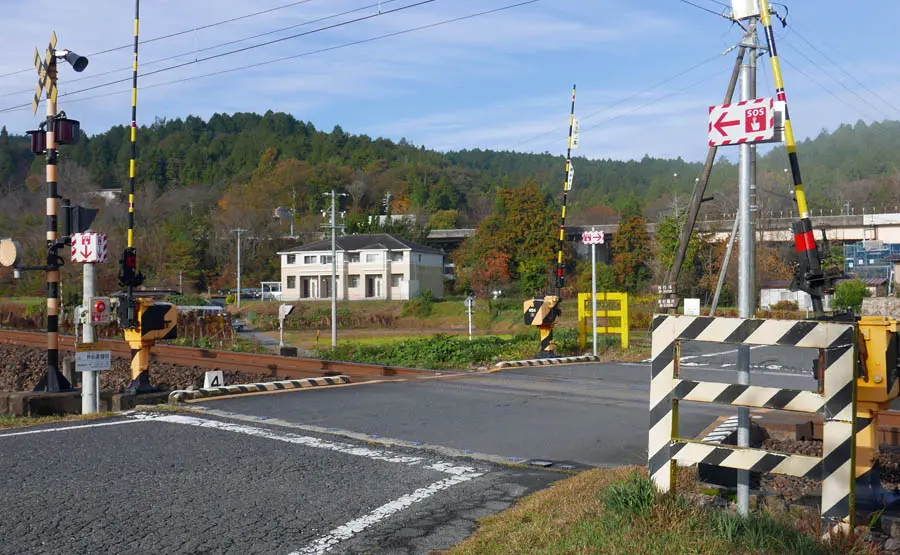 仲仙道踏切