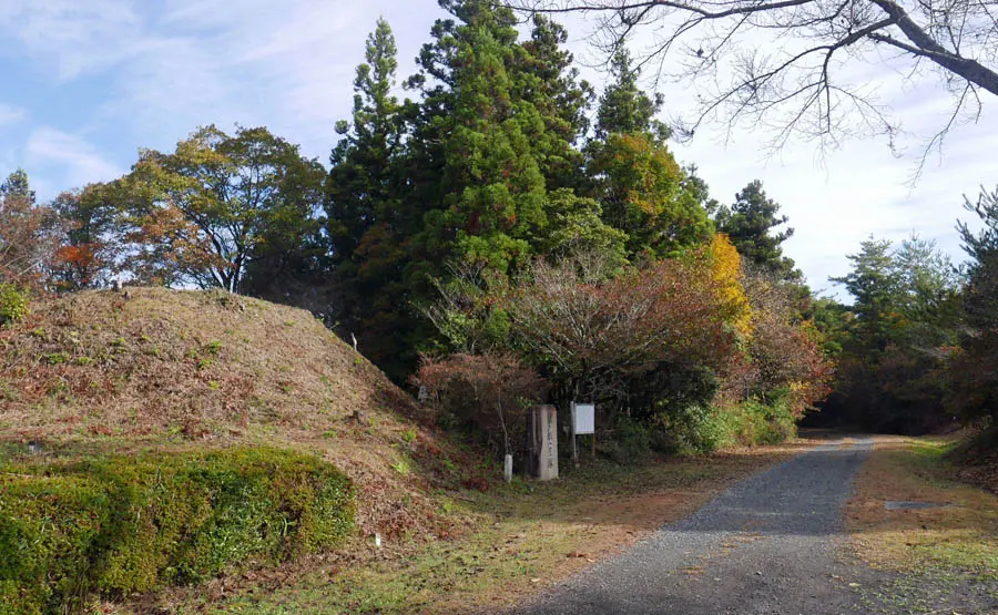 槇ヶ根一里塚