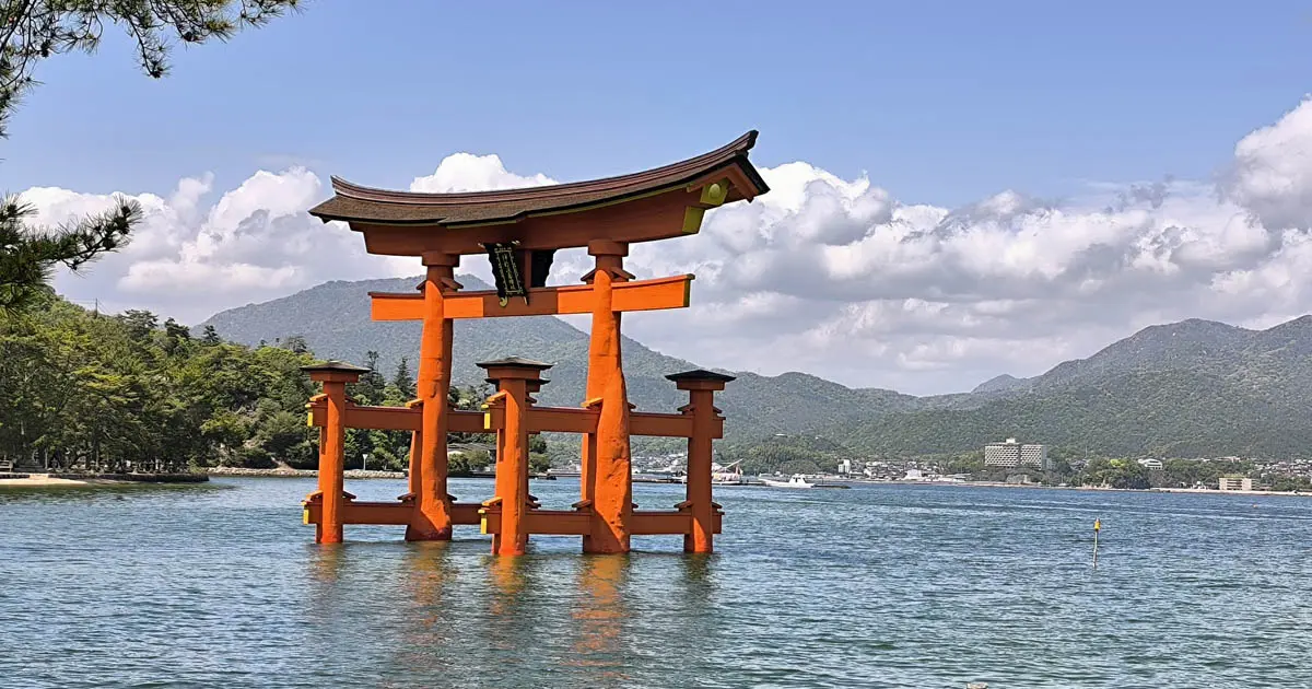 厳島神社大鳥居