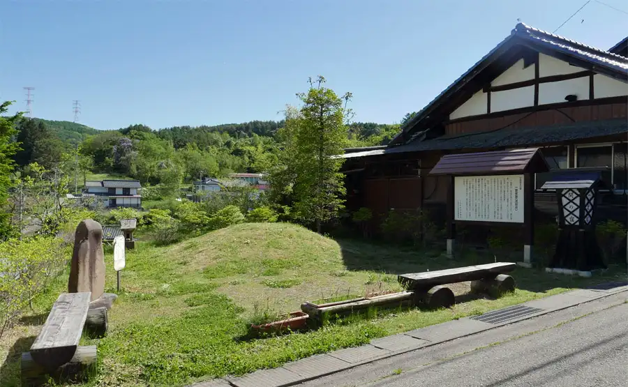 茂田井一里塚跡