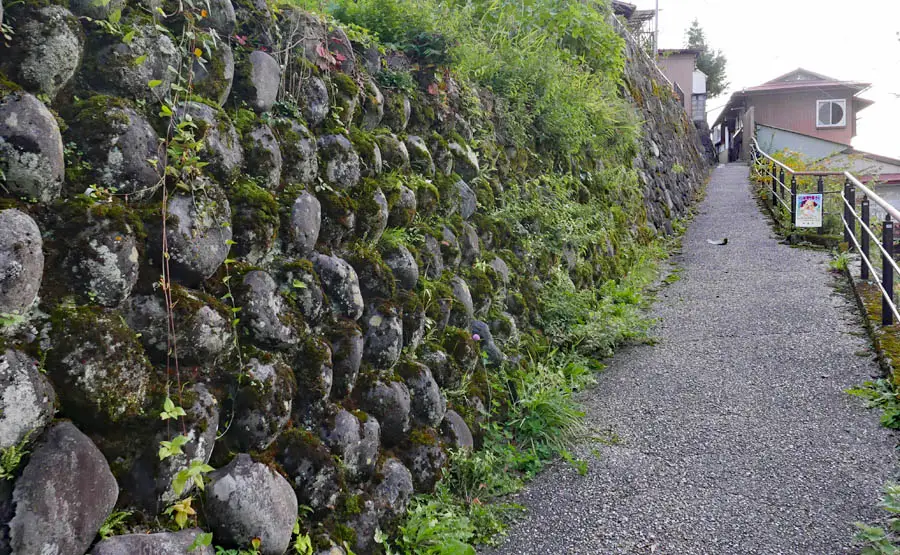 西の小路