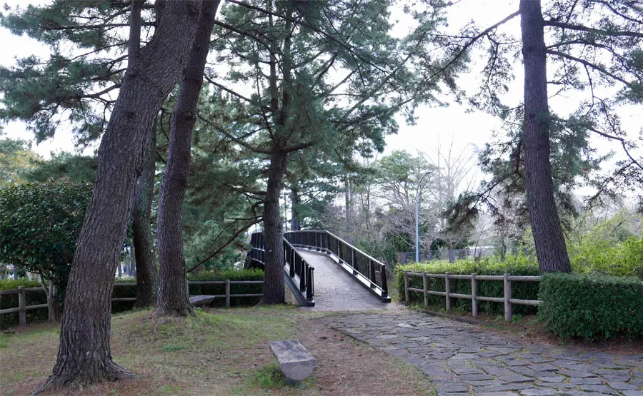 初音ケ原歩道橋