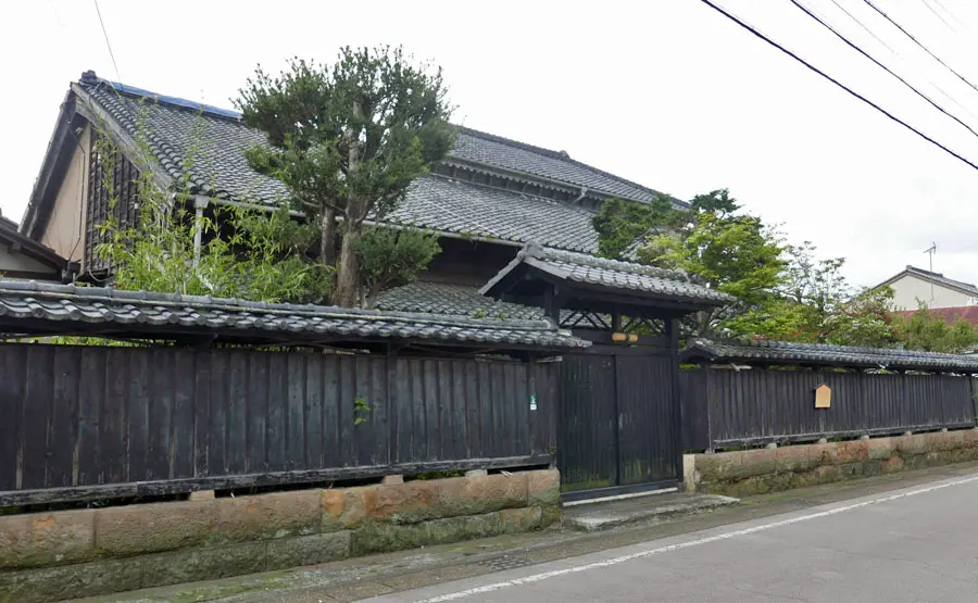 西本陣平岡家跡