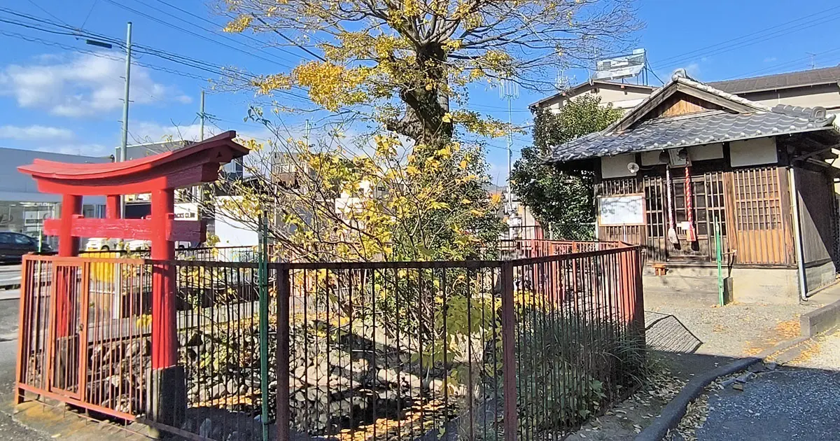 姥ヶ池と弁財天